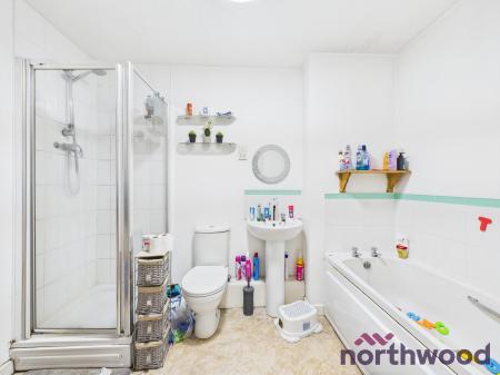 2 bedroom Flat for sale in Delamere Court, St Marys Street, Crewe, CW1