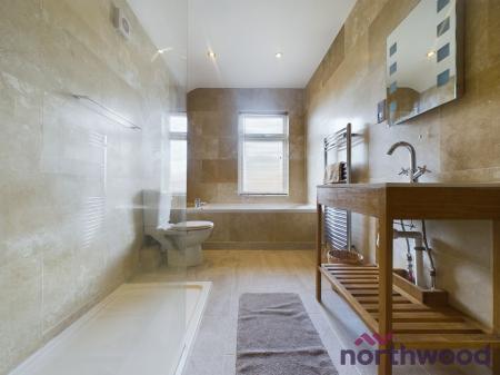 2 bedroom Terraced House for sale in Edleston Road, Crewe, CW2