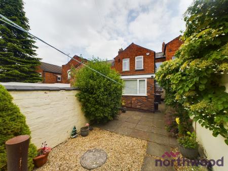 2 bedroom Terraced House for sale in Edleston Road, Crewe, CW2