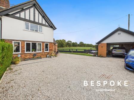 3 bedroom Semi-detached house for sale in Jubilee Villas, Sandbach, CW11