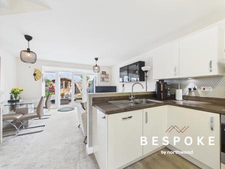 3 bedroom Town house for sale in Meadow Brown Place, Sandbach, CW11