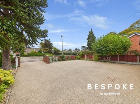 2 bedroom Detached bungalow for sale in Middlewich Road, Sandbach, CW11