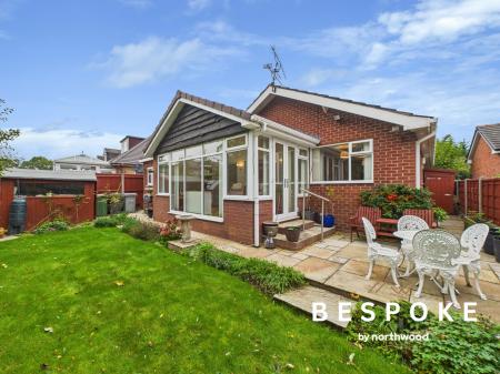 2 bedroom Detached bungalow for sale in Middlewich Road, Sandbach, CW11