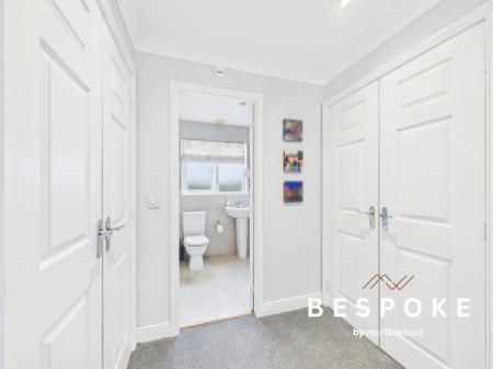 5 bedroom Detached house for sale in Pennymoor Drive, Middlewich, CW10