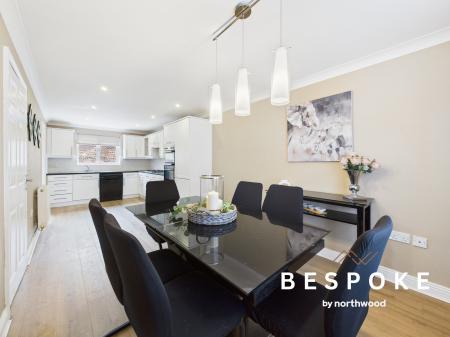 5 bedroom Detached house for sale in Pennymoor Drive, Middlewich, CW10