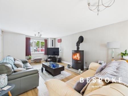 5 bedroom Detached house for sale in Thrush Way, Winsford, CW7