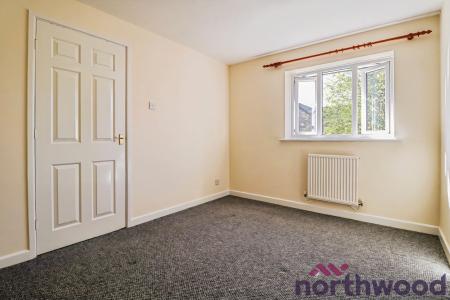 4 bedroom Detached house to let in Fishermans Close, Winterley, CW11