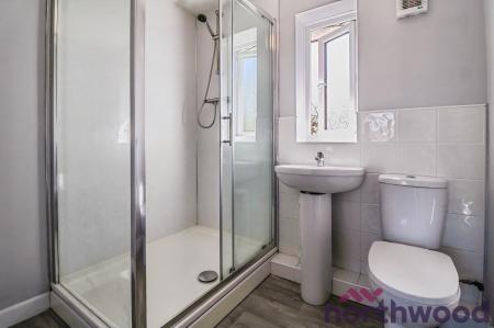 4 bedroom Detached house to let in Fishermans Close, Winterley, CW11