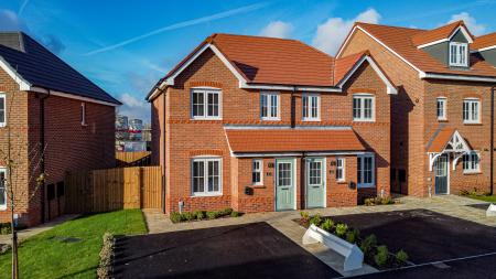 3 bedroom Semi-detached house to let in Clive Road, Crewe, CW1