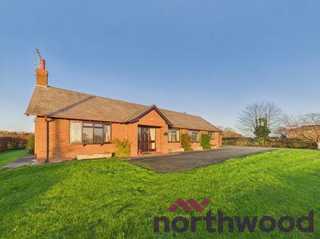 3 bedroom Bungalow to let in Red Lane, Lower Whitley, Warrington, WA4