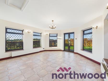 3 bedroom Bungalow to let in Red Lane, Lower Whitley, Warrington, WA4