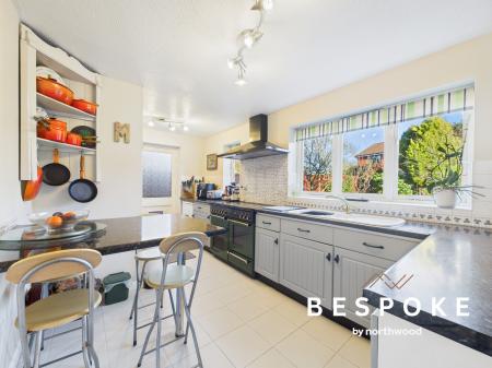 4 bedroom Detached house for sale in Coverdale Fold, Ettiley Heath, Sandbach, CW11