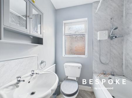 3 bedroom Terraced House for sale in Middlewich Street, Crewe, CW1