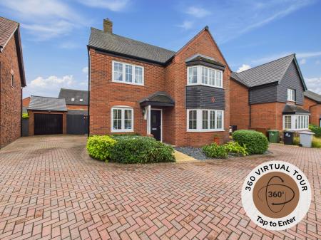 5 bedroom Detached house for sale in Kidsgrove Close, Sandbach, CW11