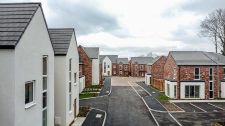 2 bedroom Mews house to let in The Bunn - Frank Cliffe Way, Middlewich, CW10