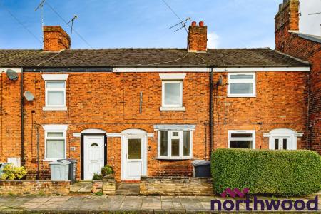 2 bedroom Terraced House to let in Newfield Street, Sandbach, CW11