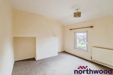 2 bedroom Terraced House to let in Newfield Street, Sandbach, CW11