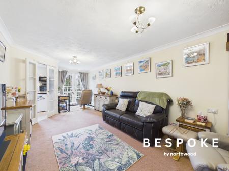 1 bedroom Flat for sale in Wright Court, Nantwich, CW5