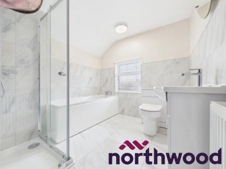 2 bedroom Terraced House to let in Park Lane, Sandbach, CW11