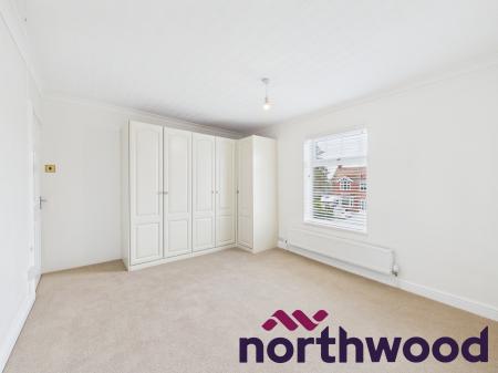 2 bedroom Terraced House to let in Park Lane, Sandbach, CW11