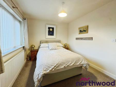 2 bedroom Semi-detached house to let in Skeath Close, Sandbach, CW11