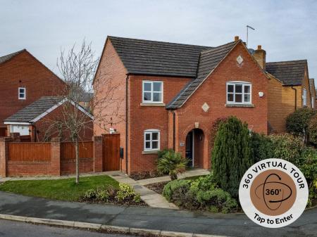 4 bedroom Detached house for sale in Mill Pool Way, Sandbach, CW11