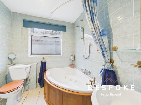 2 bedroom Bungalow for sale in Laureston Avenue, Crewe, CW1