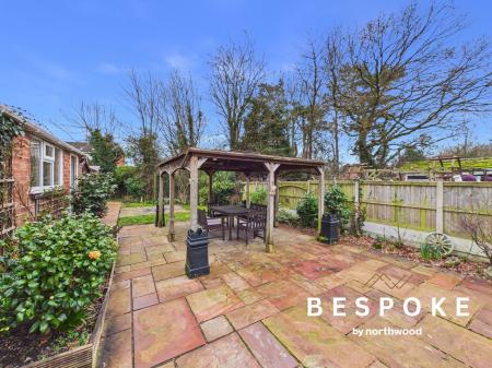 2 bedroom Bungalow for sale in Laureston Avenue, Crewe, CW1