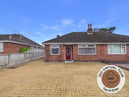 2 bedroom Bungalow for sale in Laureston Avenue, Crewe, CW1