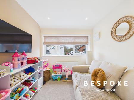 3 bedroom Semi-detached house for sale in The Moorings, Middlewich, CW10