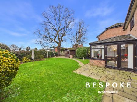 4 bedroom Detached house for sale in Barlow Way, Sandbach, CW11