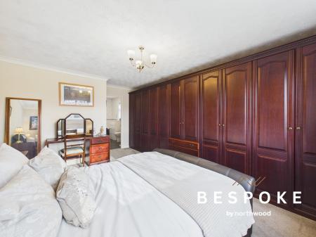 4 bedroom Detached house for sale in Barlow Way, Sandbach, CW11