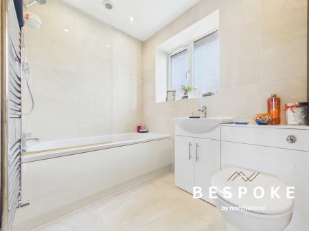 4 bedroom Detached house for sale in Spinney Drive, Weston, CW2