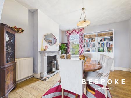 2 bedroom Terraced House for sale in Crewe Road, Sandbach, CW11