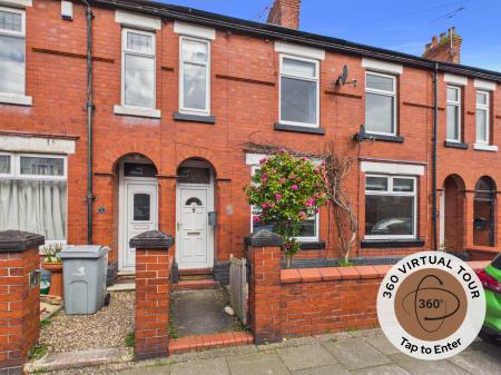 2 bedroom Terraced House for sale in George Street, Sandbach, CW11
