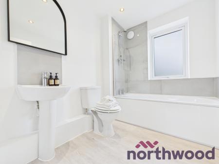 2 bedroom Mews house to let in The Bunn - Frank Cliffe Way, Middlewich, CW10