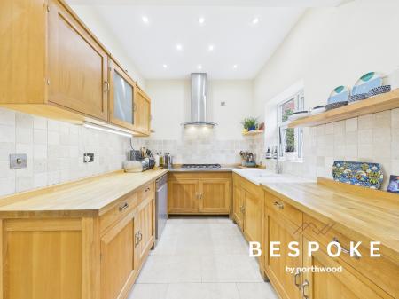 4 bedroom Semi-detached house for sale in Hassall Road, Stoke-on-Trent, ST7
