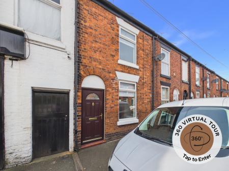 2 bedroom Terraced House for sale in Green Street, Sandbach, CW11