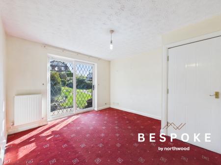 1 bedroom Flat for sale in Kingsley Court, Sandbach, CW11