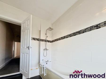 2 bedroom Terraced House to let in Ridgway Street, Crewe, CW1