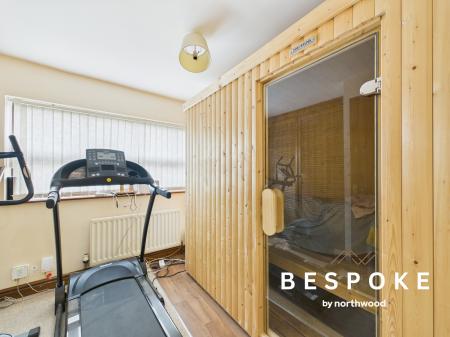 5 bedroom Detached house for sale in Chartwell Park, Sandbach, CW11