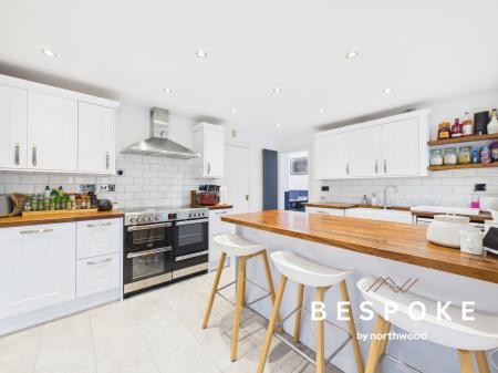 3 bedroom Detached house for sale in Thornbrook Way, Sandbach, CW11