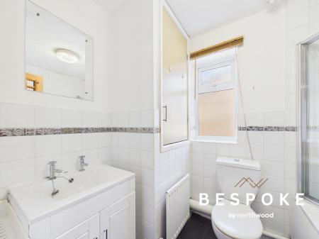 3 bedroom Semi-detached house for sale in Kinloch Close, Crewe, CW1