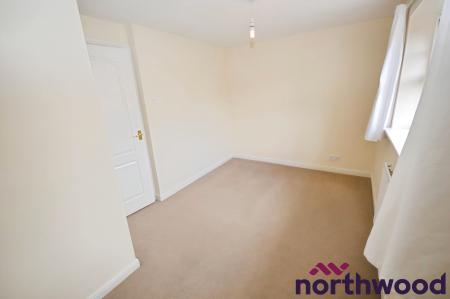 3 bedroom Semi-detached house to let in Chaucer Grove, Ettiley Heath, Sandbach, CW11