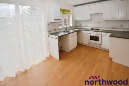 3 bedroom Semi-detached house to let in Chaucer Grove, Ettiley Heath, Sandbach, CW11