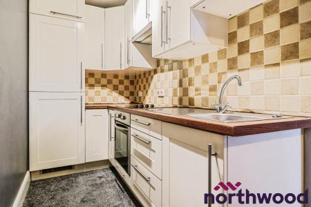 1 bedroom Studio flat to let in Elworth Court, Sandbach, CW11