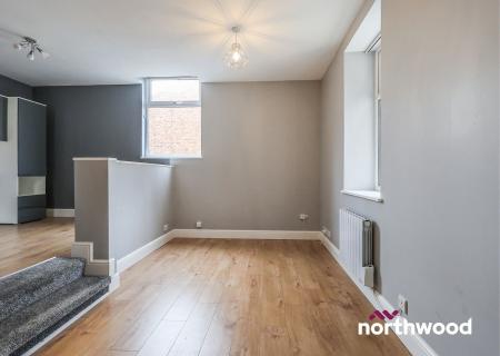 1 bedroom Studio flat to let in Elworth Court, Sandbach, CW11