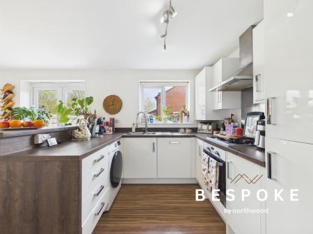 3 bedroom Semi-detached house for sale in Kingfisher Crescent, Sandbach, CW11