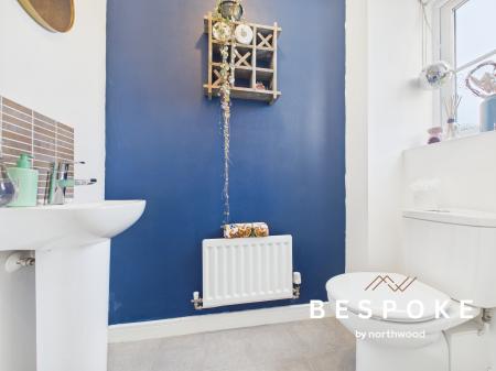 3 bedroom Semi-detached house for sale in Kingfisher Crescent, Sandbach, CW11