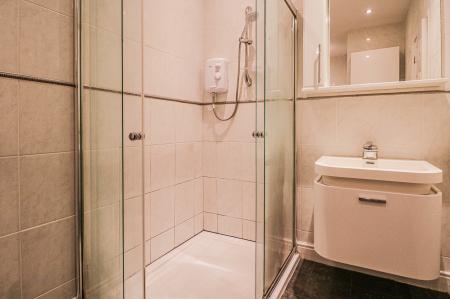 1 bedroom Flat to let in Georges Walk, Sandbach, CW11